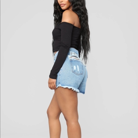 NWT Fashion Nova All the Time Denim Shorts Size L - Picture 2 of 9